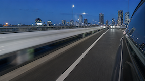 左侧盲区道路画面
