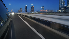 右侧盲区道路画面